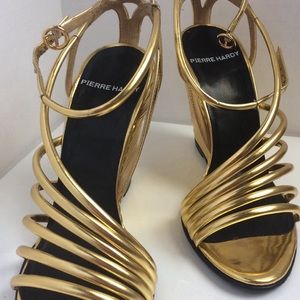 Pierre Hardy Gold metallic Wedge shoes, 4" height.
